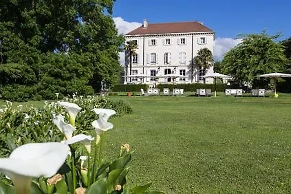 Hotel Domaine De Clairefontaine