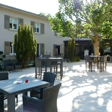 Domaine De Clairefontaine - Teritoria 4*